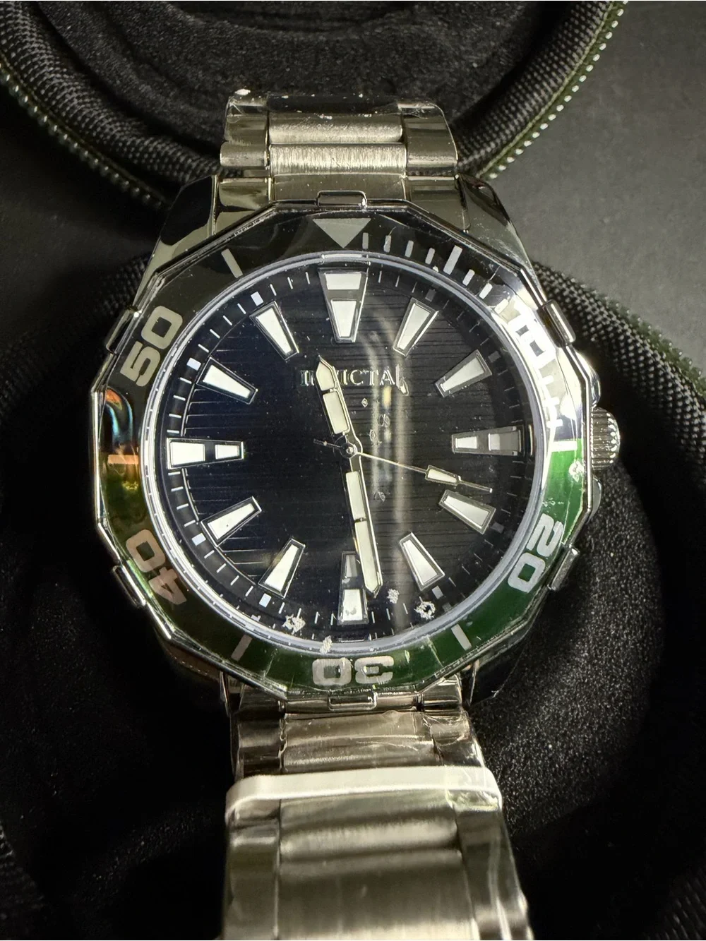 Invicta Pro Diver Watch & Case Bundle — Green